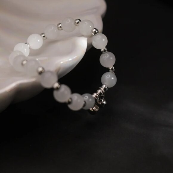 NWT: Grey Moonstone Crystal Bell Bracelet - Picture 2 of 6